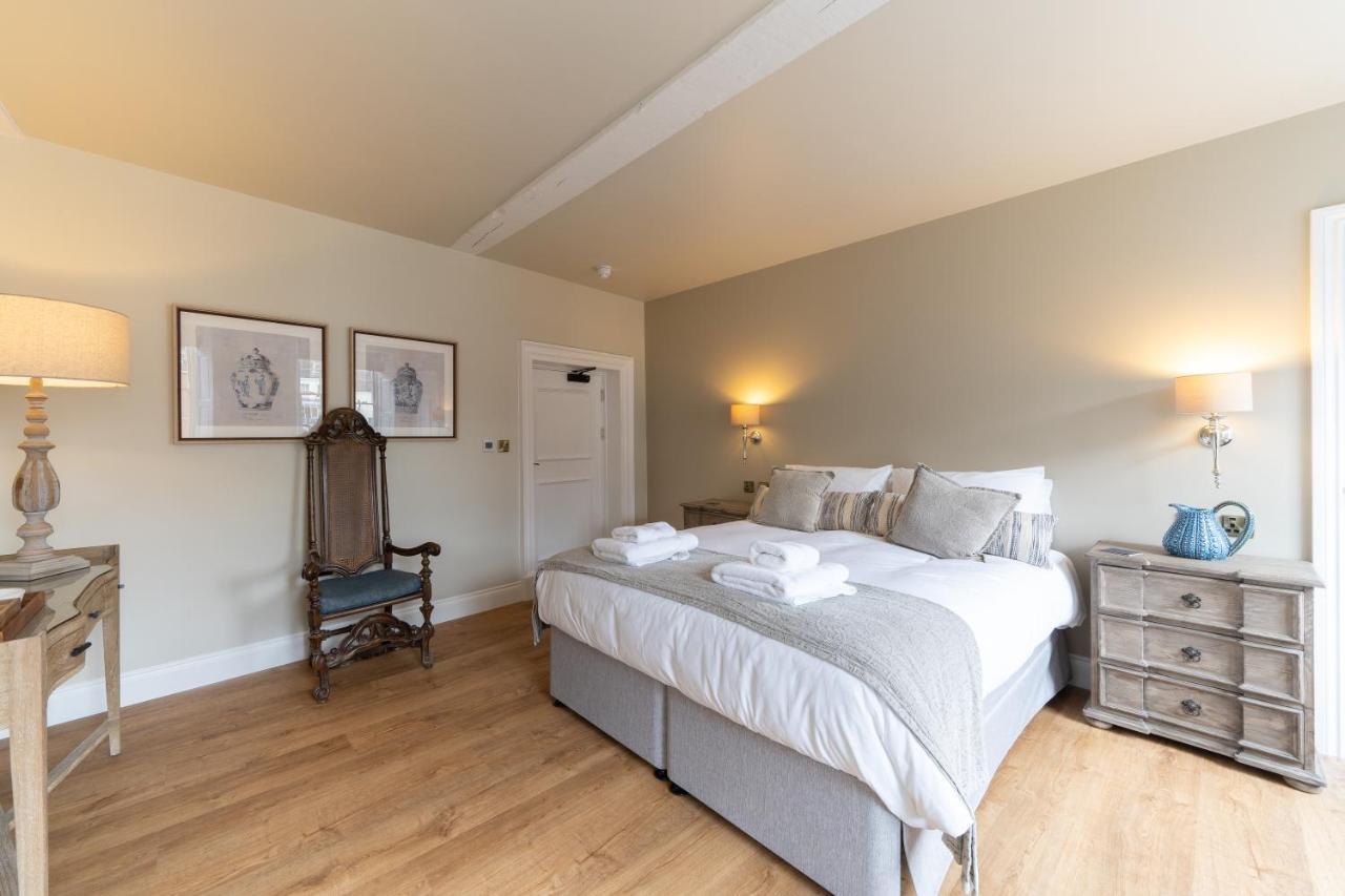 The Ironmongers Boutique Accommodation アイルシャム エクステリア 写真