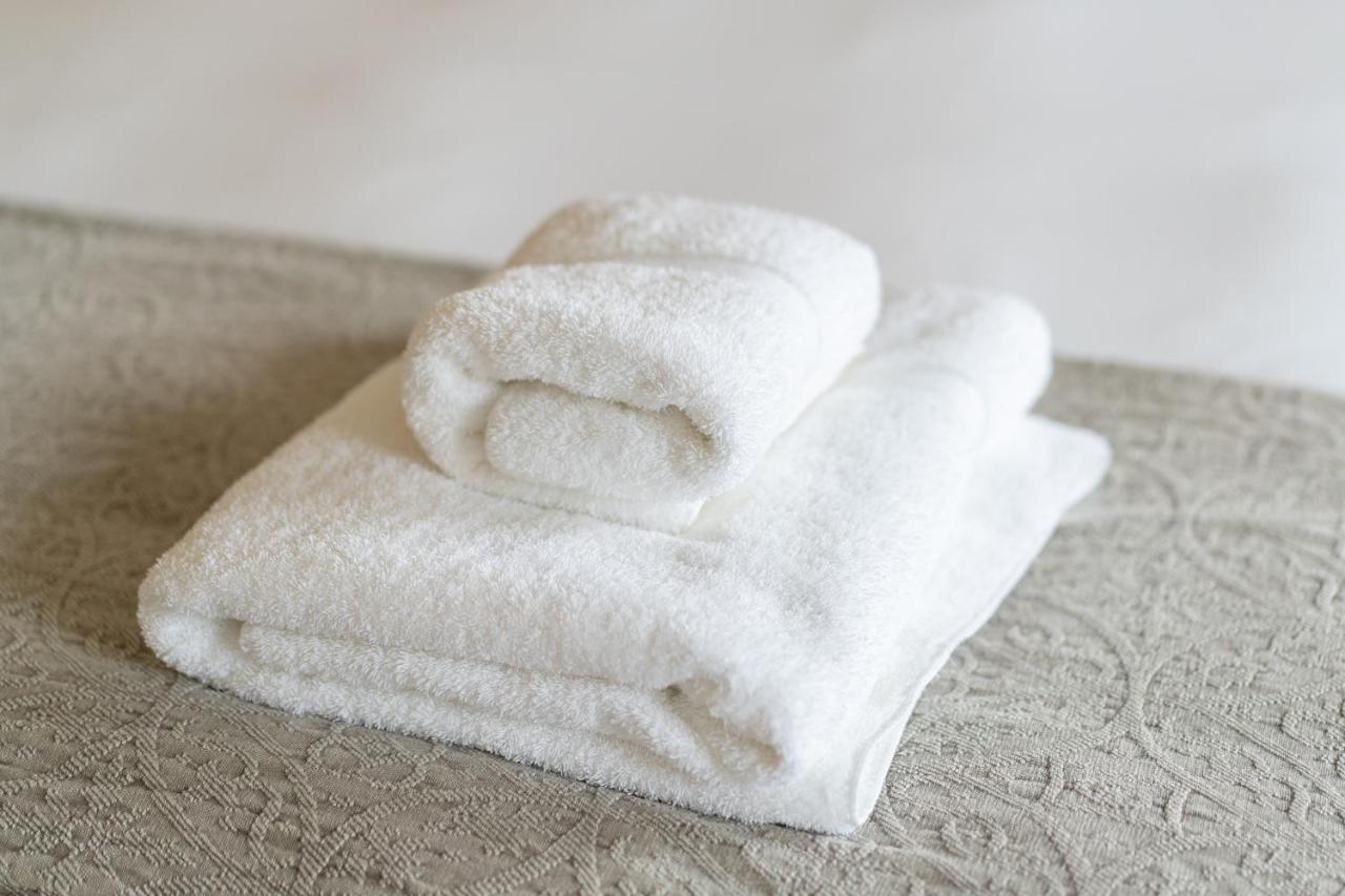 The Ironmongers Boutique Accommodation アイルシャム エクステリア 写真