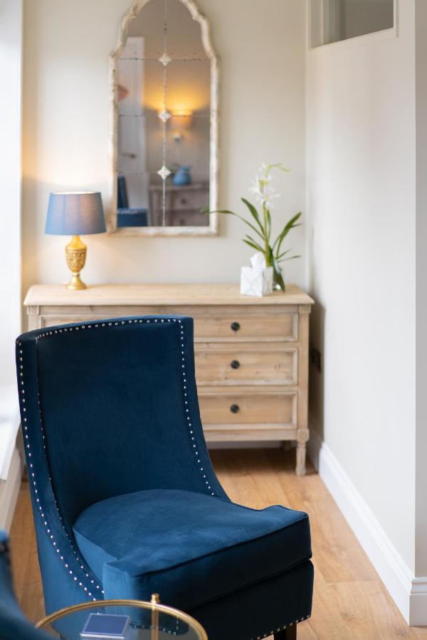 The Ironmongers Boutique Accommodation アイルシャム エクステリア 写真